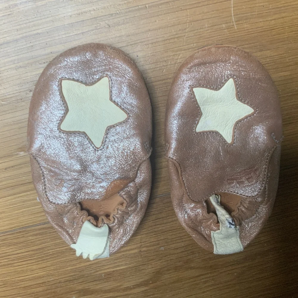 EZPZ Easy Peasy Pink Shoes with Star